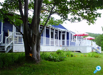 A picture of the Saint John Salmon Club.